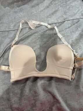 Strapless U-Plunge Smooth Moulded Nude Bra